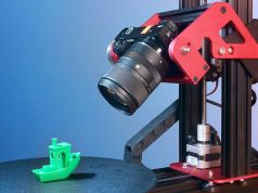 YouTuber builds camera robot for video recording and photogrammetry from old 3D printer